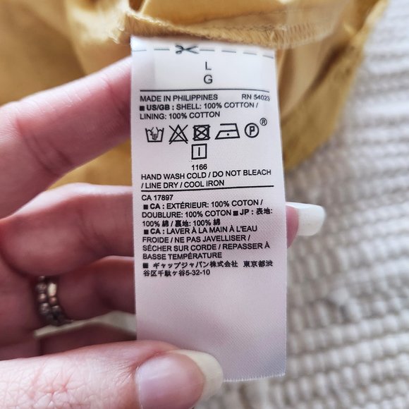 Banana Republic Lemon Yellow Cotton Eyelet Top Size L EUC - Picture 9 of 13